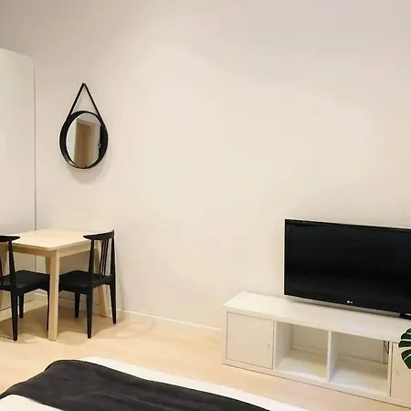 Apartman Smart Studio In Heart Of Krakow/main Square/railway Station 5 Min